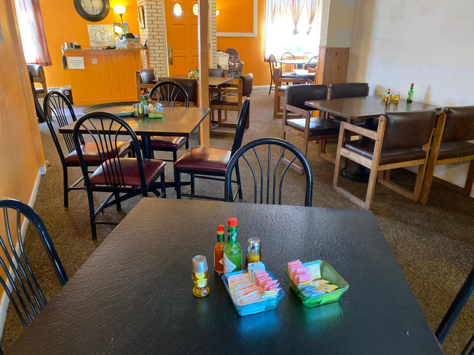 Food & Drinks 3, Dunes Inn Alamosa, Alamosa