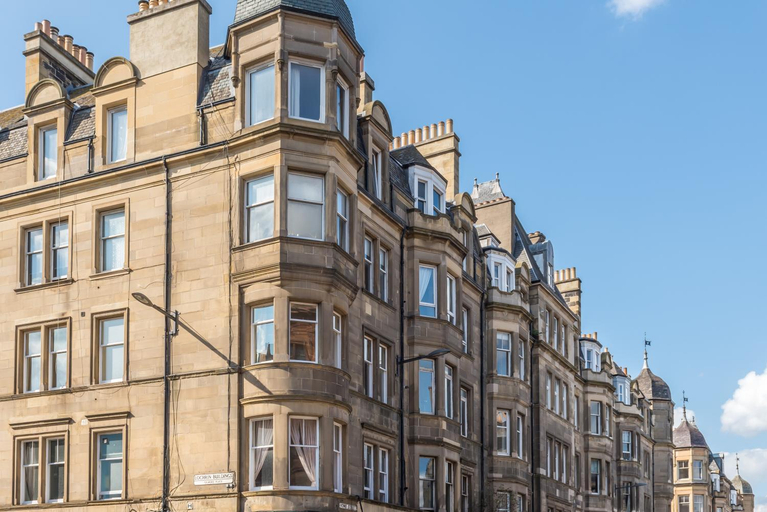 Exterior & Views 2, Menzies Apartment, Edinburgh