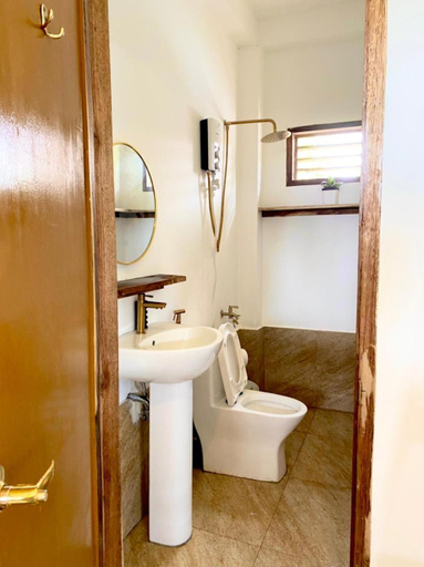 Bathroom 5, Secret Spot Siargao, General Luna