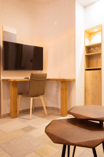 Others 4, Adryades luxury apartments, Epirus