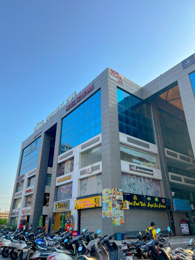 Exterior & Views 1, Hotel Czar Inn, Surat