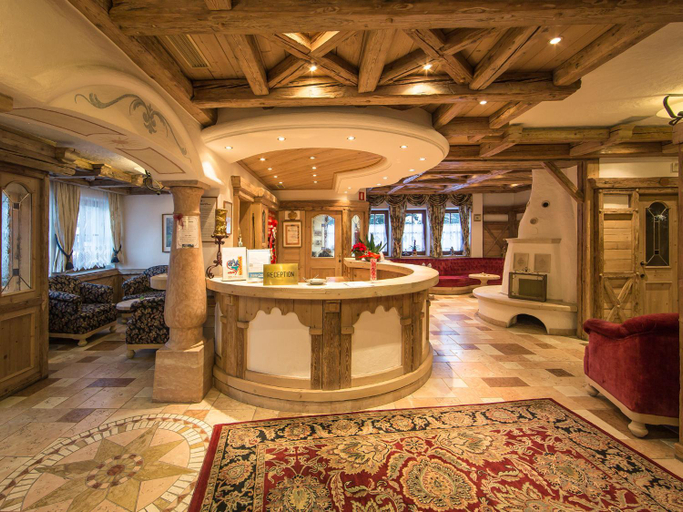 Public Area, Hotel Sole, Bolzano