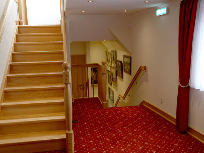 Others 5, Hotel Vier Spitzen, Holzminden