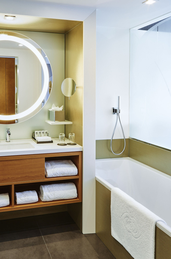 Bathroom 4