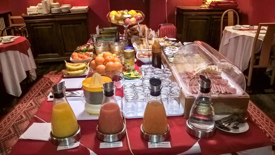 Food & Drinks 4, Hotel du Palais, Charente