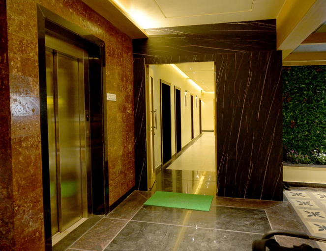 Public Area 2, Hotel Limelight, Kudal, Sindhudurg