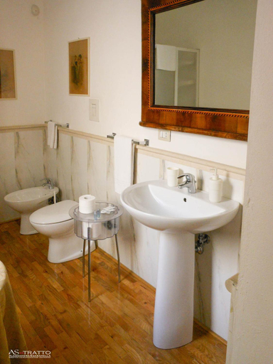 Bathroom, Palazzo Antica Via Appia, Bari