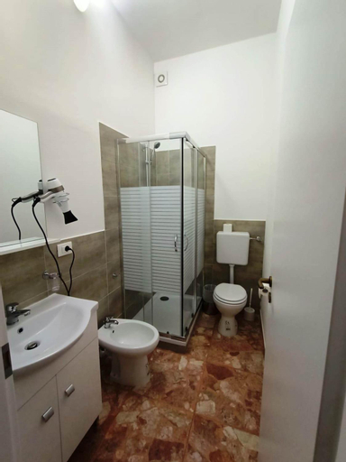 Bathroom 7