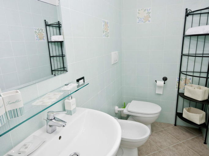 Bedroom 3, Pian di luna, La Spezia