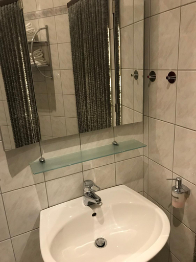 Bathroom 3, Gasthof Schwabl Wirt, Wien