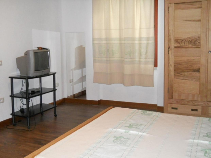 Others 2, Bed & Breakfast S'Ena, Sassari
