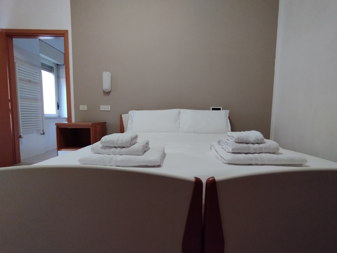 Bedroom 3, Apulia Hotel Roma, Roma