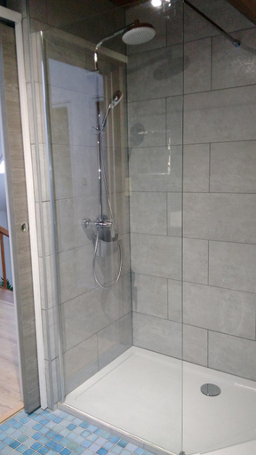 Bathroom 1, LES CHAMBRES DU GAVE D'OSSAU, Pyrénées-Atlantiques