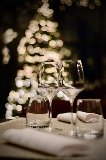 Food & Drinks 5, Chateau Origny - Moulins, Allier
