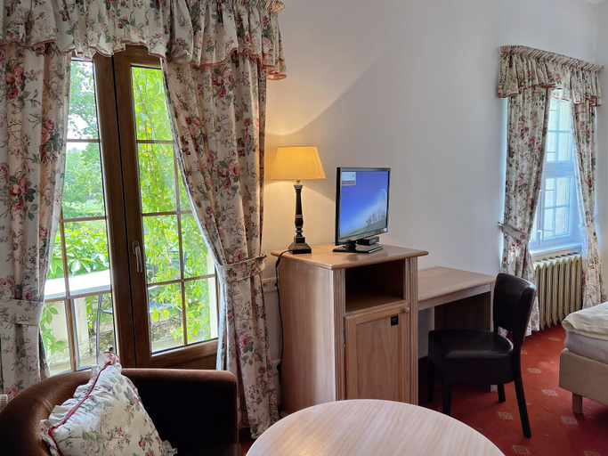 Bedroom 4, Schlosshotel Podewils, Sławno