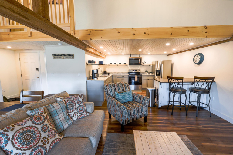 Others 4, Historic Barn Suites, Piscataquis