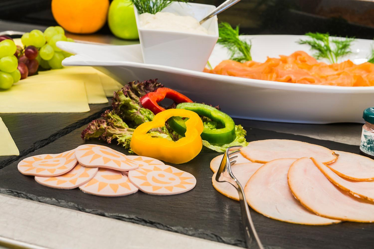 Food & Drinks 5, Star Inn Hotel Premium Munchen Domagkstrasse, by Quality, München