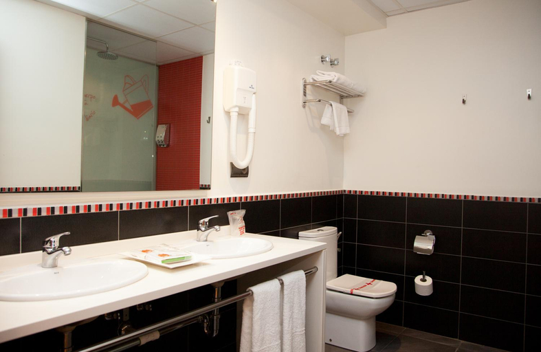 Bathroom 3, Bed4U Tudela, Navarra