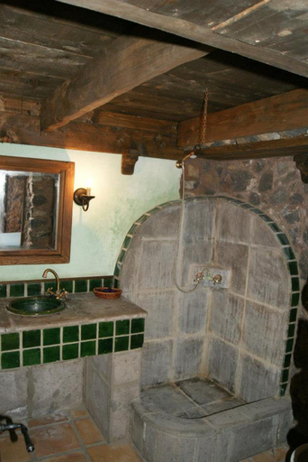 Bathroom, Caserio Los Partidos, Santa Cruz de Tenerife