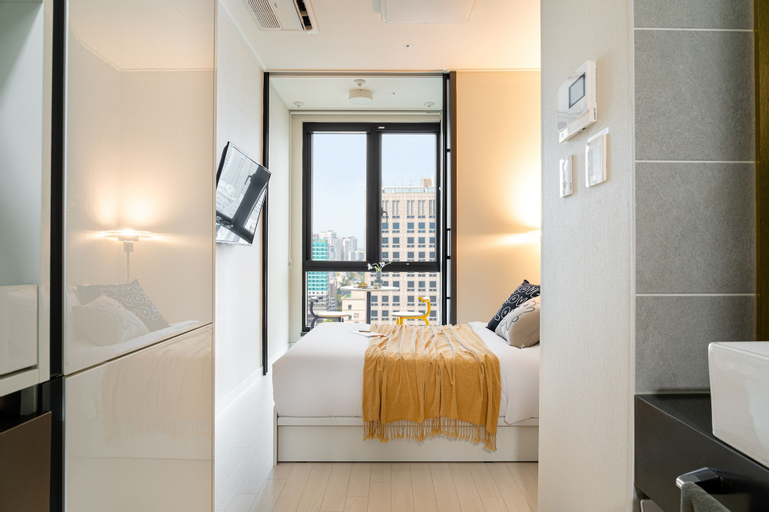 Bedroom 30