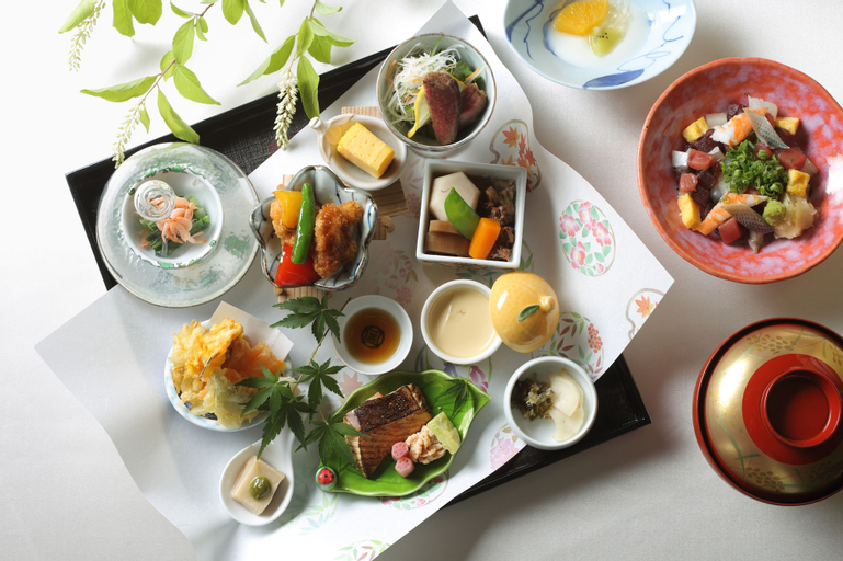 Food & Drinks 10