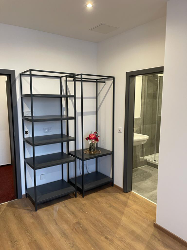 Others 3, OM Hotel Neuss, Rhein-Kreis Neuss