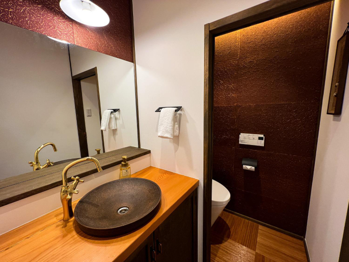 Bathroom 3, Rinn Shijo Machiya, Kyoto