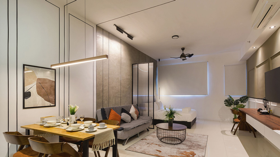 Dining Room 4