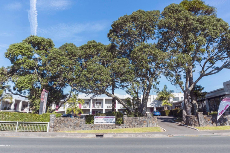 Others 4, Mt Albert Motor Lodge, Waitakere