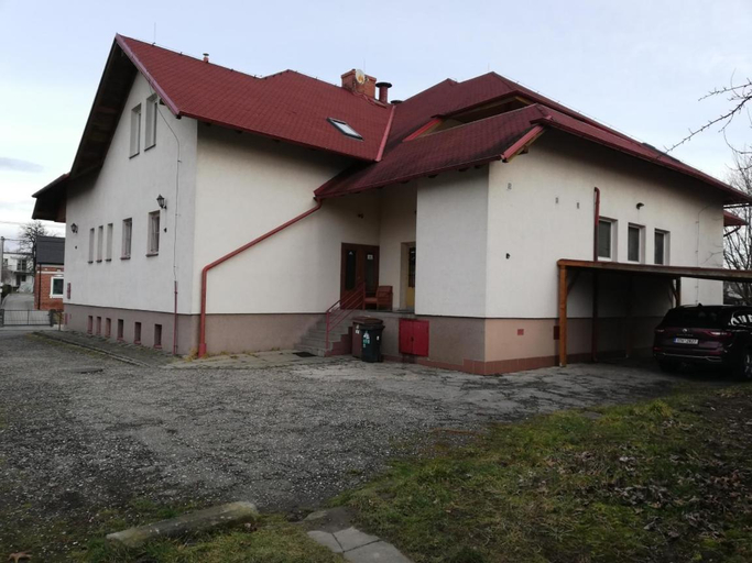 Others 2, Restaurant-Penzion HEVIL, Opava