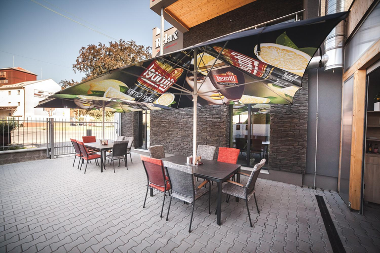 Food & Drinks, Penzion Relax Litovel, Olomouc