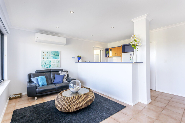 Others 4, Seaview Apartment, Gingin