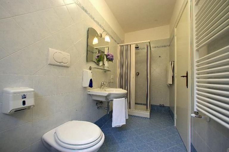 Bathroom 4, Villaggio Villa Lubrense, Napoli