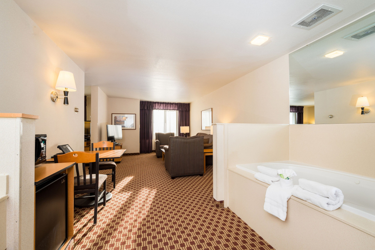Bedroom 3, Crystal Inn Hotel & Suites Great Falls, Cascade