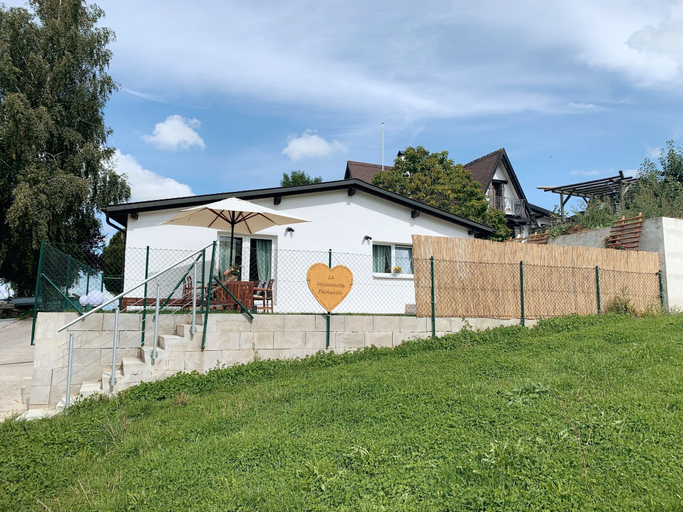 Exterior & Views 2, La Maisonnette Enchantée, La Glâne