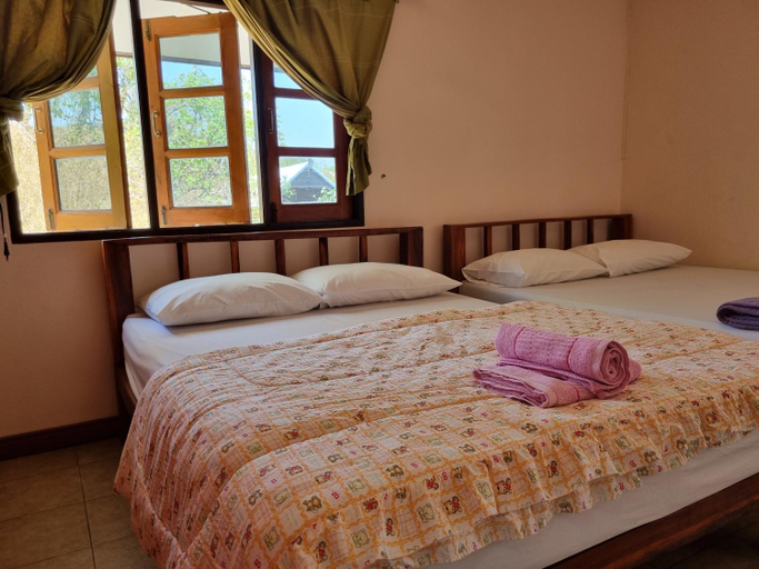 Bedroom 2, Sawasdee Sichang Resort, Koh Si Chang