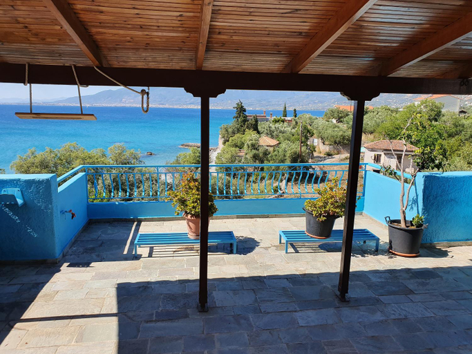 Others 3, Julia's Apartment, Peloponnese