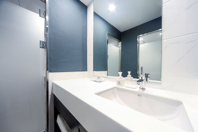 Bathroom 4, ONNA HOTEL, Nam