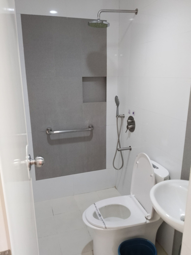 Bathroom 4, Hotel Sogo EDSA Harrison, Pasay City