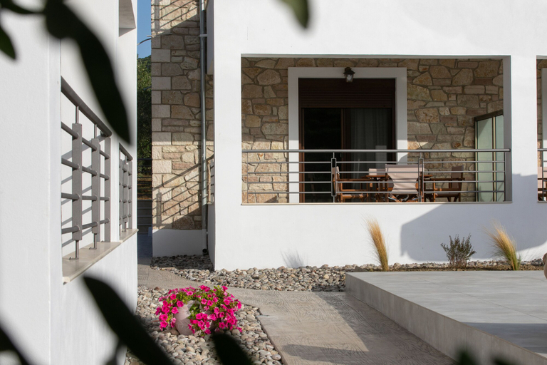 Exterior & Views 2, Michelangelo Suites and Apartments, Epirus