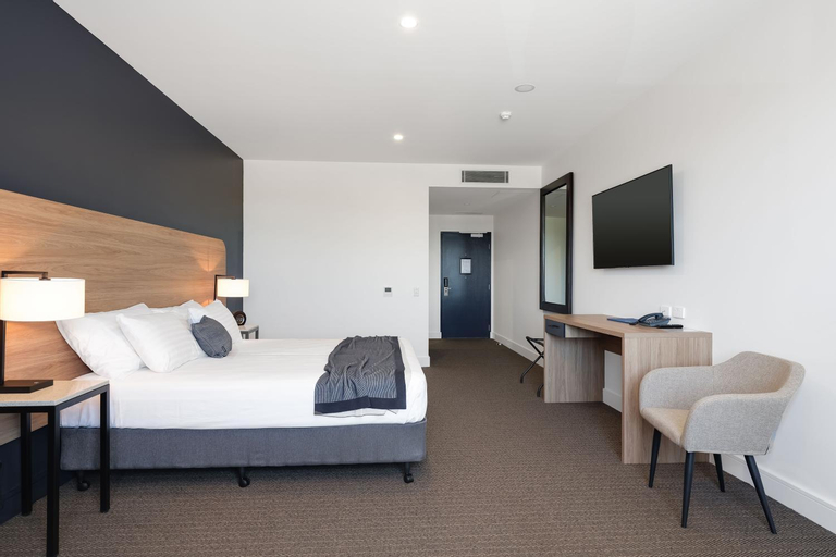 Others 5, Springs Newcastle, Newcastle - Outer West