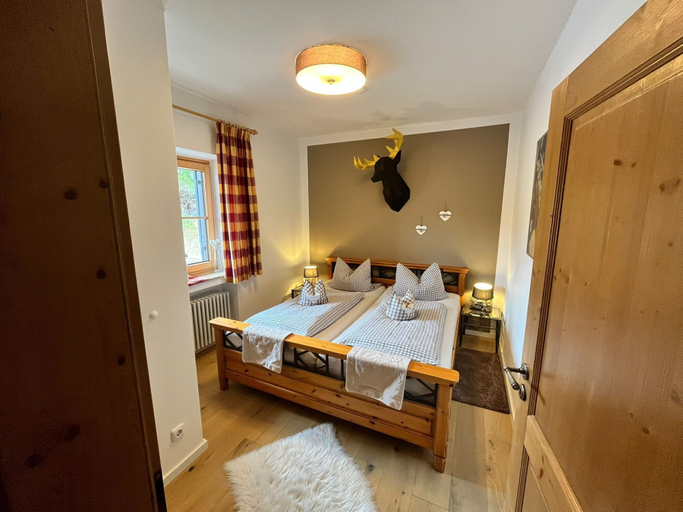 Bedroom 2, Ferienhaus Heimhof, Garmisch-Partenkirchen