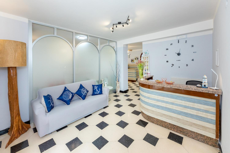 Bedroom 2, Villa Adriana, Savona