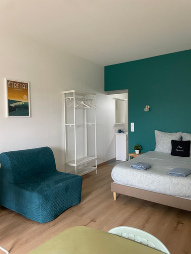 Bedroom 2, Les Sept Logias, Seine-Maritime