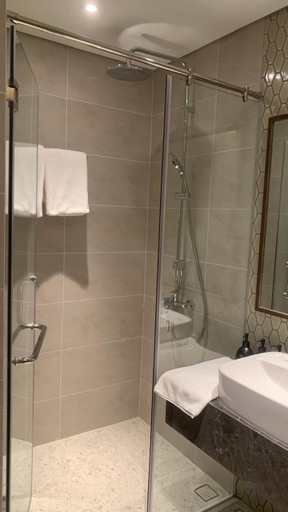 Bathroom 5, Apec Mandala Mui Ne Condotel, Phan Thiết