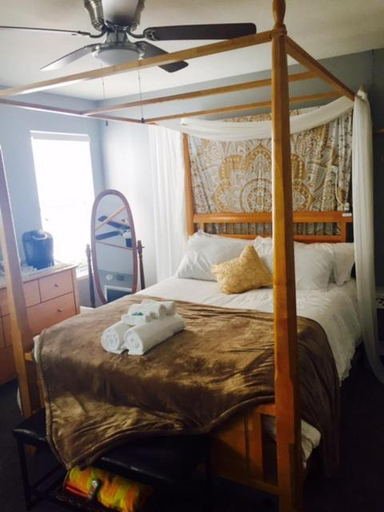 Others 2, Boho Chic Beach Suite, San Diego
