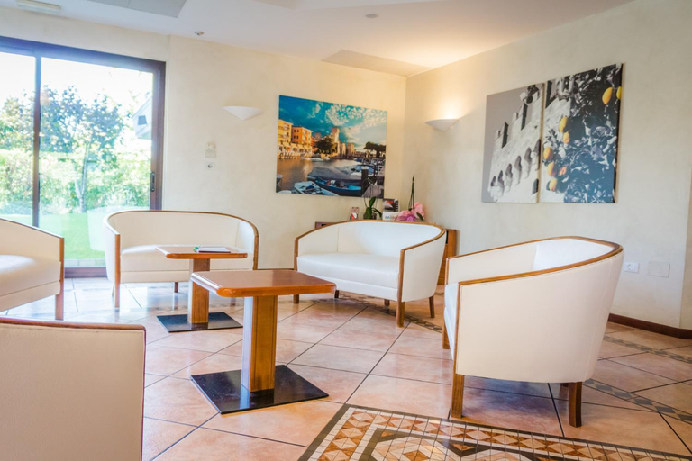 Public Area 3, Hotel Porto Azzurro, Brescia