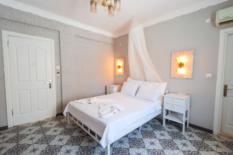 Bedroom 5, Zeren Alaçatı Butik Otel, Çeşme