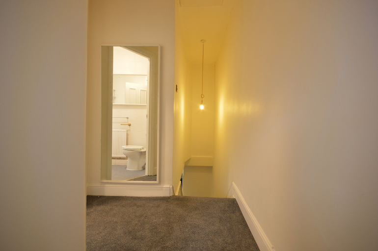 Others 5, Beautiful Garden Flat near Chelsea, London