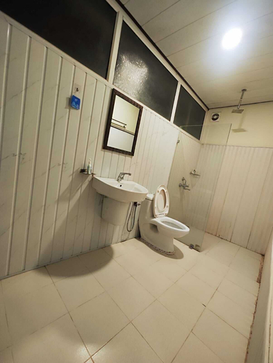 Bathroom, The Sunbliss Cottages, North Goa
